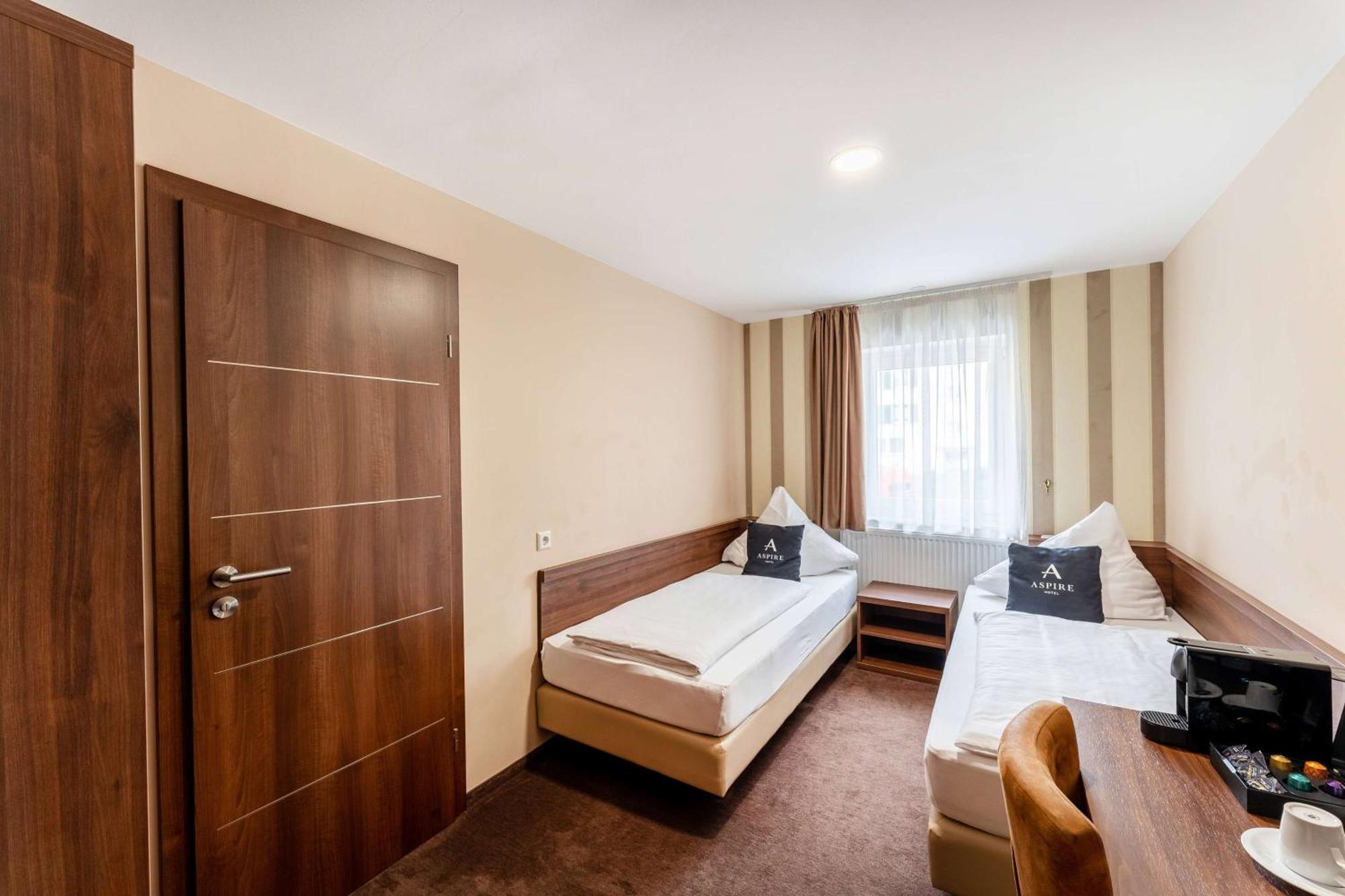 Stadthotel Reutlingen Zewnętrze zdjęcie
