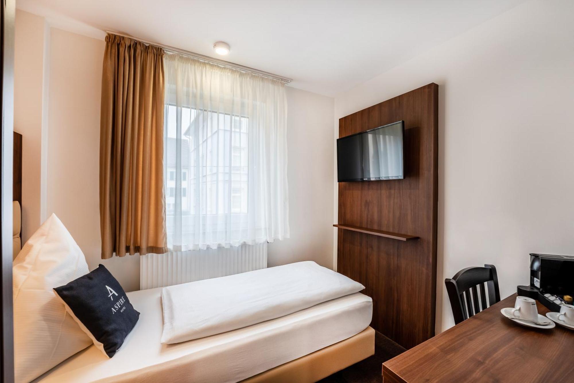 Stadthotel Reutlingen Zewnętrze zdjęcie