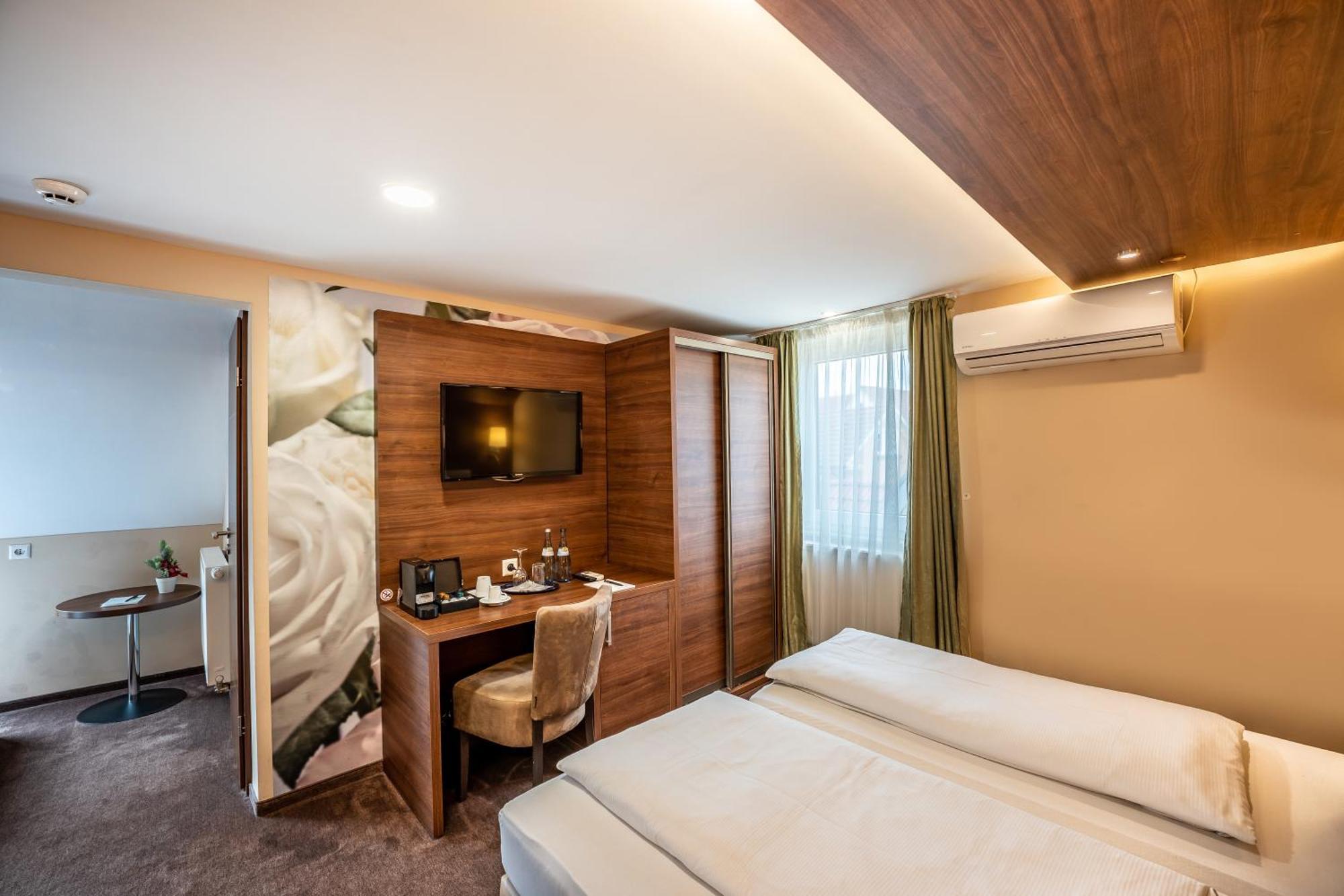Stadthotel Reutlingen Zewnętrze zdjęcie