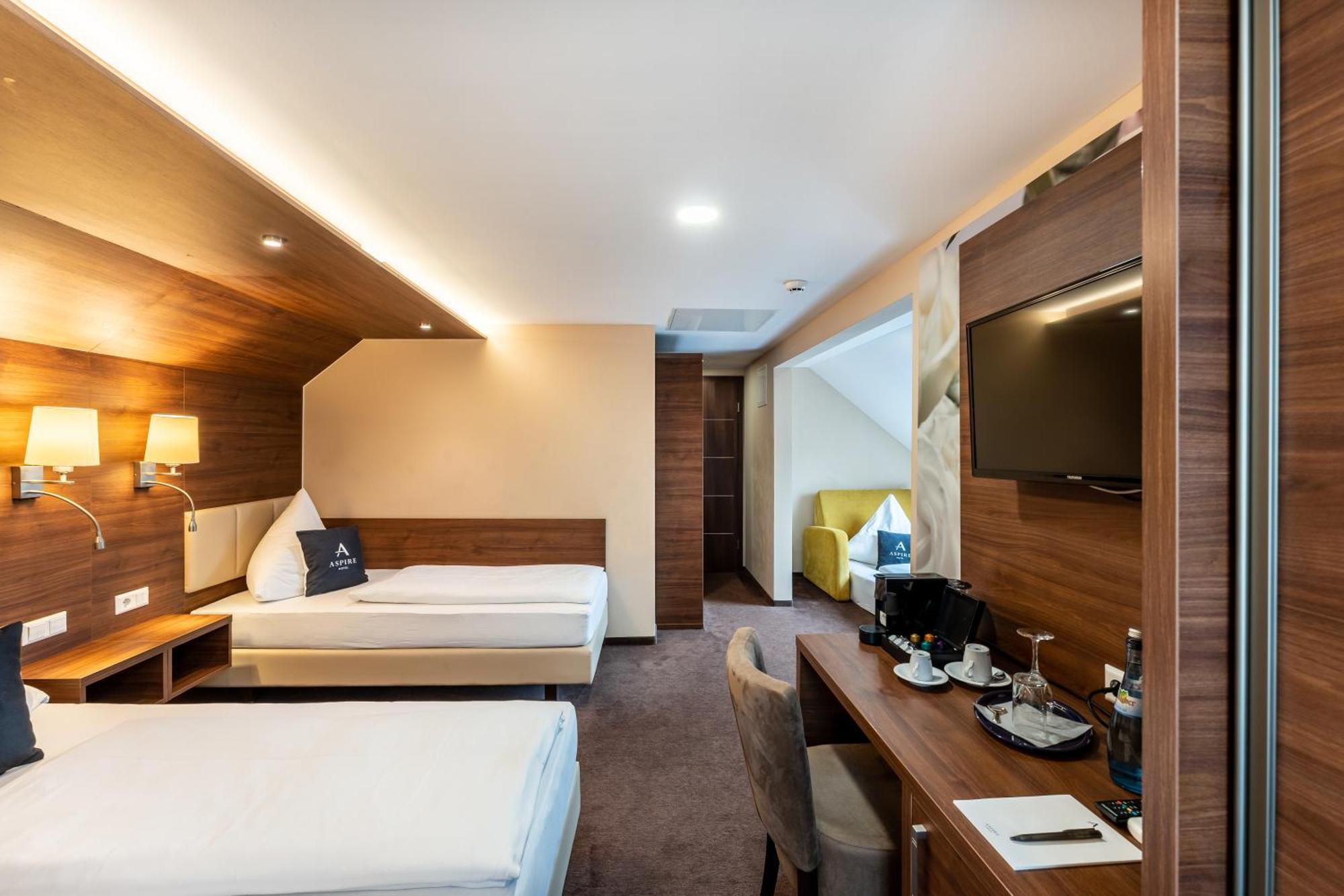 Stadthotel Reutlingen Zewnętrze zdjęcie