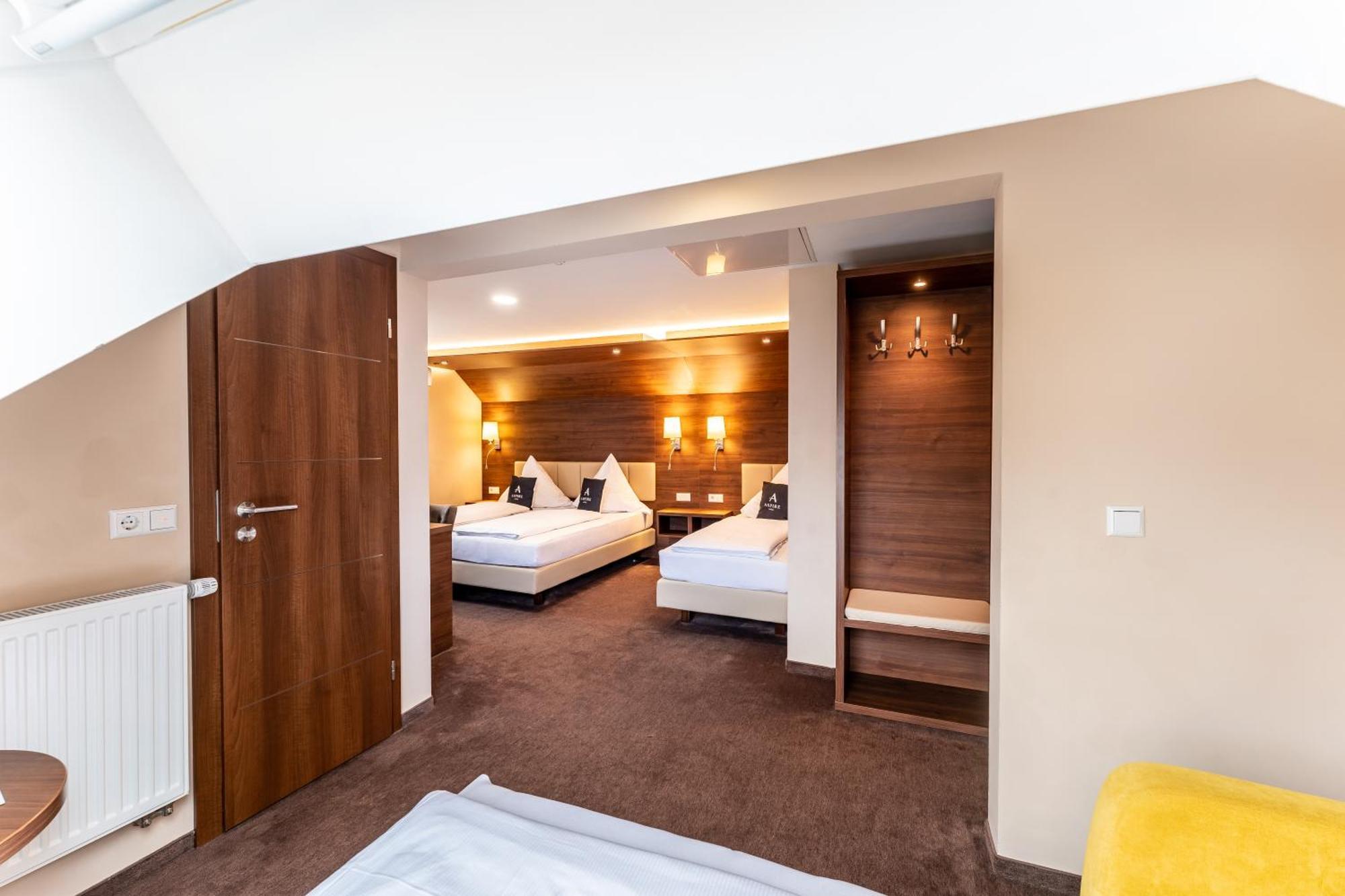 Stadthotel Reutlingen Zewnętrze zdjęcie